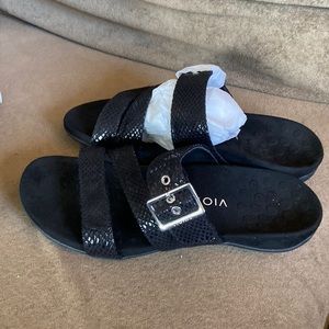 Vionic Skylar Sandle